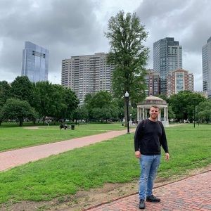 Meet your Posher, Daniel